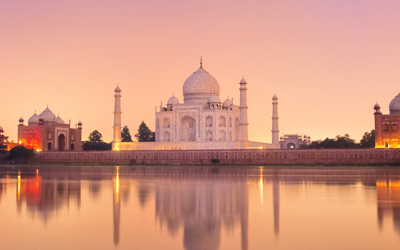 Same Day Agra Tour Package by Bus